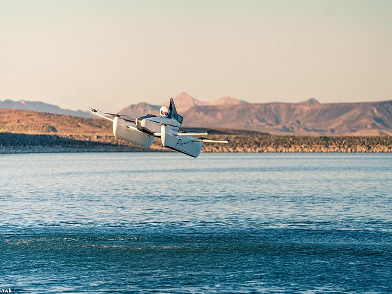 جمهور شركة لاري بايج على موعد مع مفاجأة جديدة... السماح للجمهور بقيادة سيارتها الطائرة